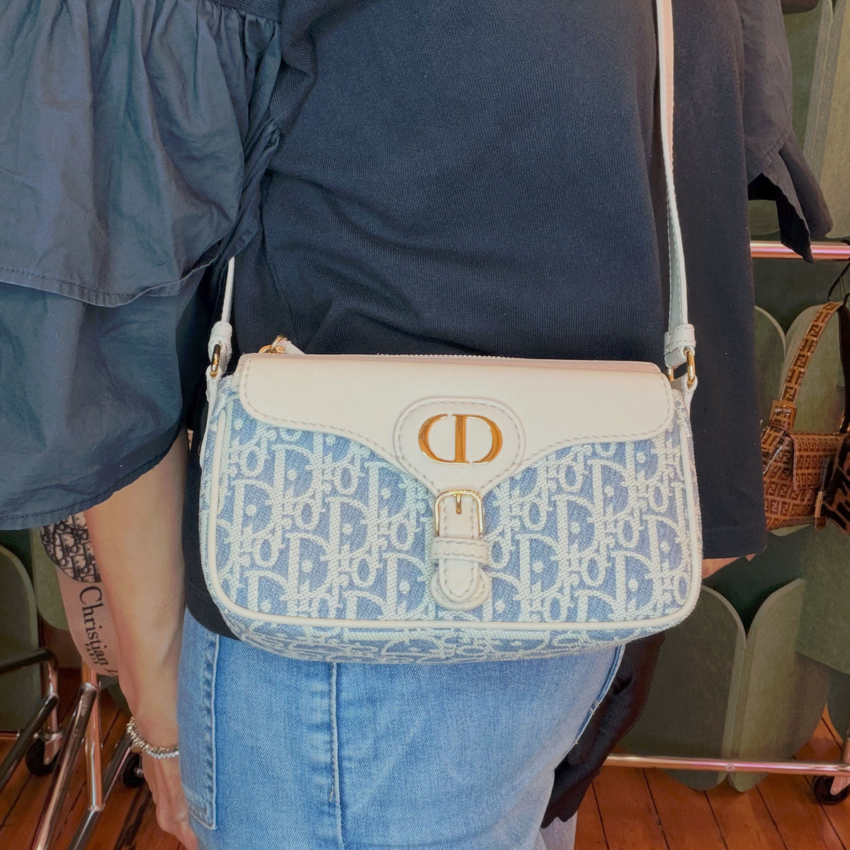 Preowned CHRISTIAN DIOR Dior 30 Montaigne Pocket Bag Small Blue Oblique Raffa | Luxe Again Maison