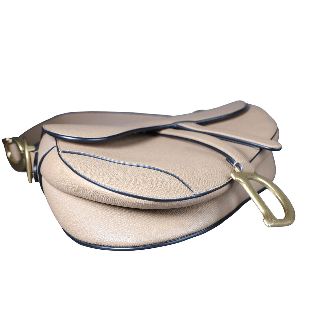 Preowned CHRISTIAN DIOR Saddle Bag Medium Leather Beige | Luxe Again Maison