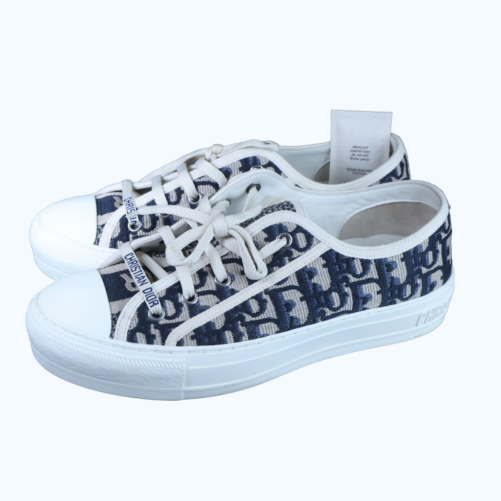 Preowned CHRISTIAN DIOR Walk'n'Dior Platform Sneaker Deep Blue Dior Oblique Embroidered Cotton Size 38 | Luxe Again Maison