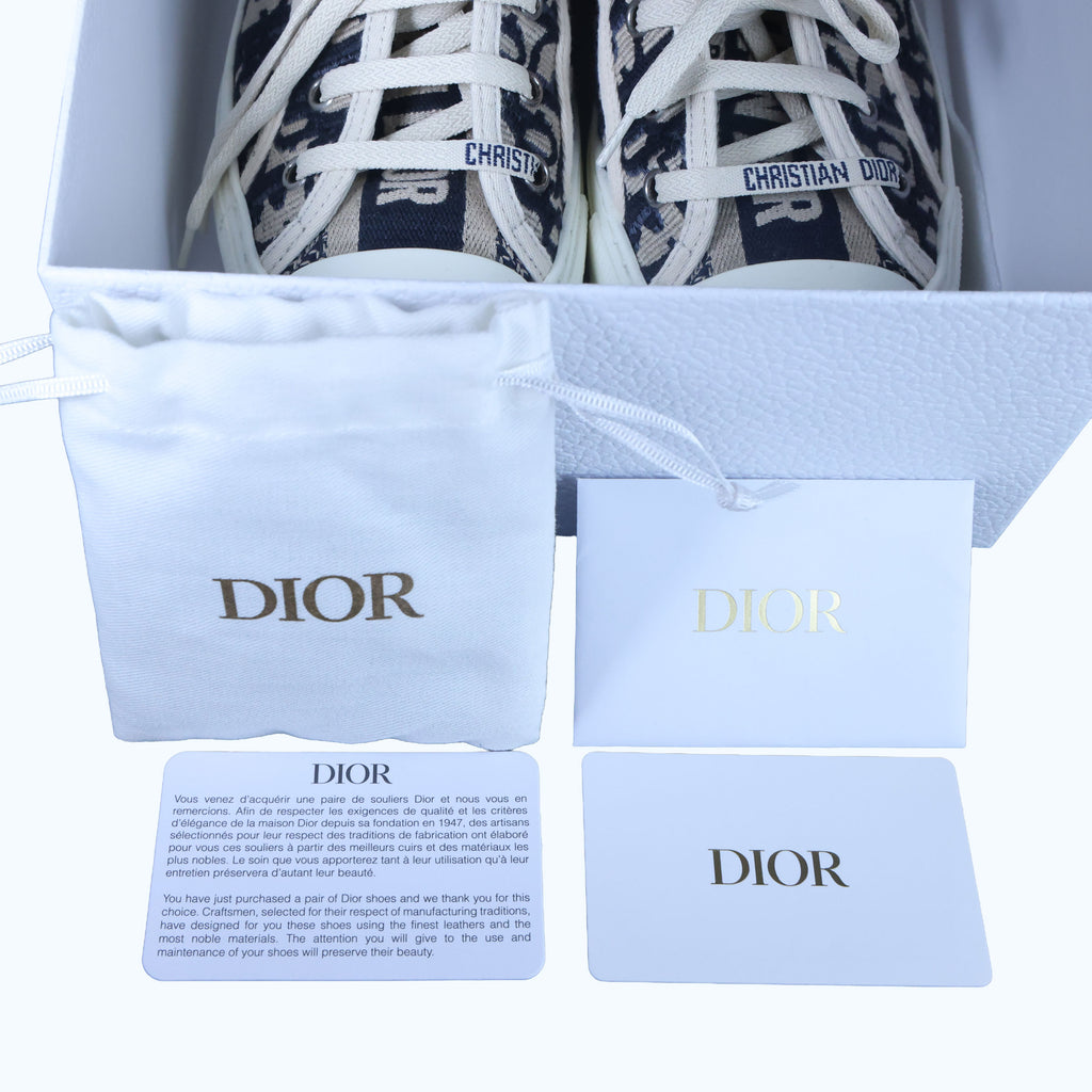 Preowned CHRISTIAN DIOR Walk'n'Dior Platform Sneaker Deep Blue Dior Oblique Embroidered Cotton Size 38 | Luxe Again Maison