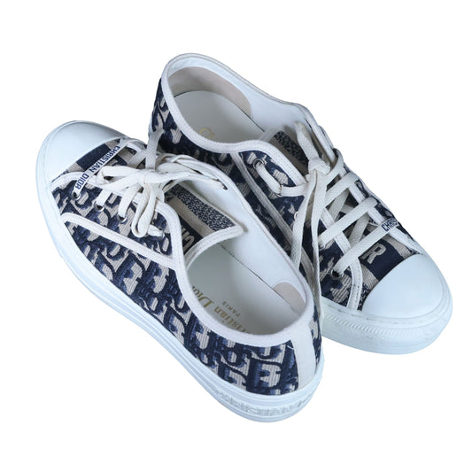 Preowned CHRISTIAN DIOR Walk'n'Dior Platform Sneaker Deep Blue Dior Oblique Embroidered Cotton Size 38 | Luxe Again Maison