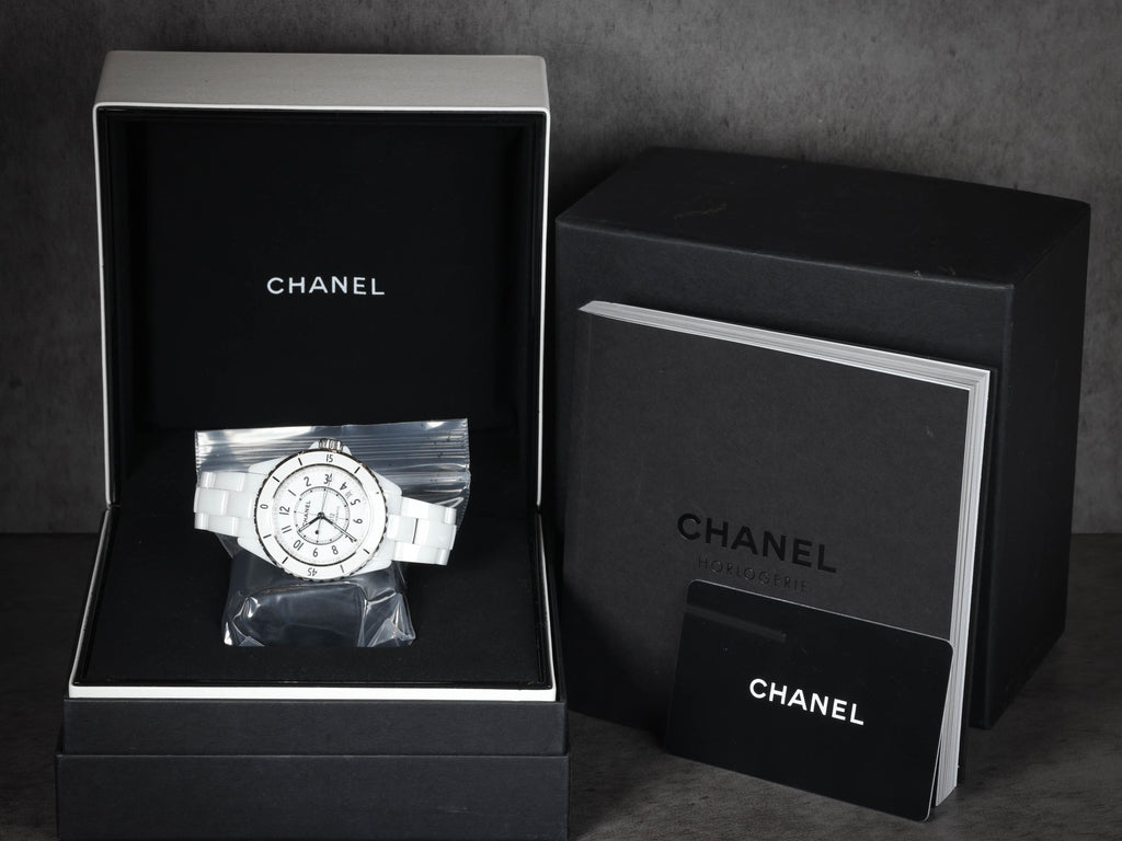 Preloved Chanel J12 H5700 38mm 2020s | Luxe Again Maison