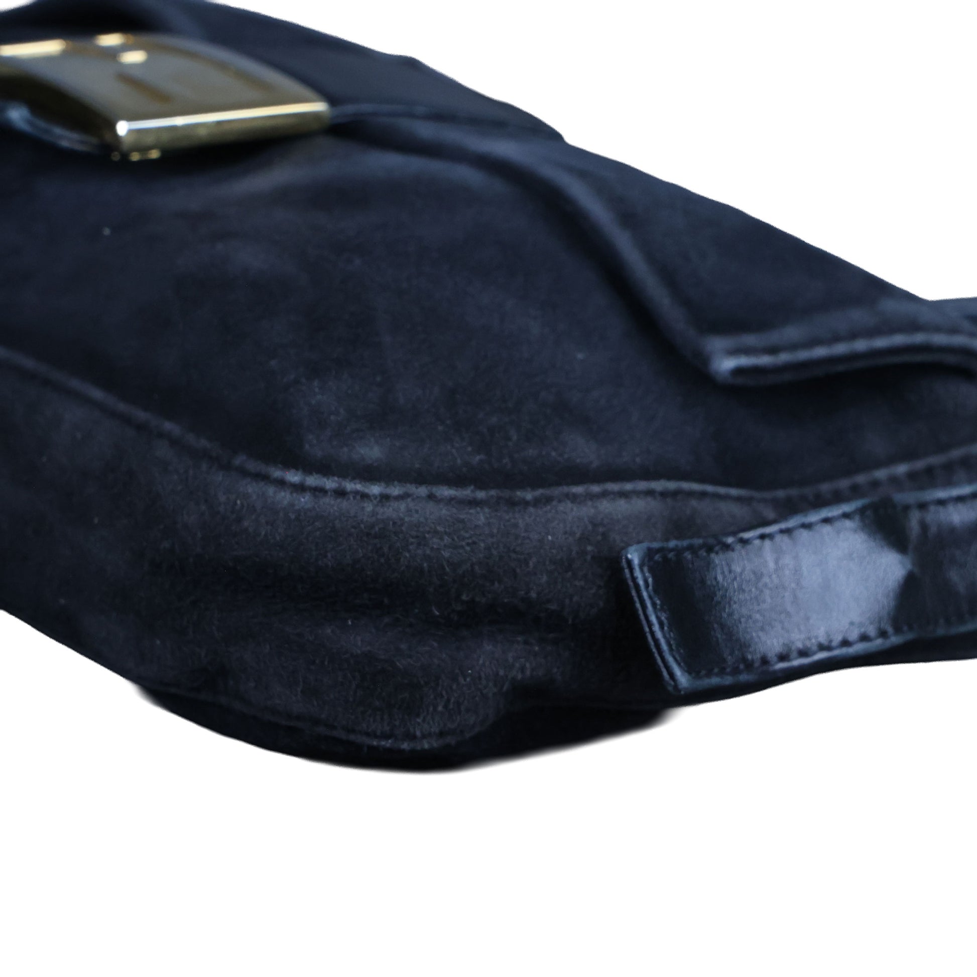 Preowned FENDI Baguette Suede x Leather Black Bag | Luxe Again Maison