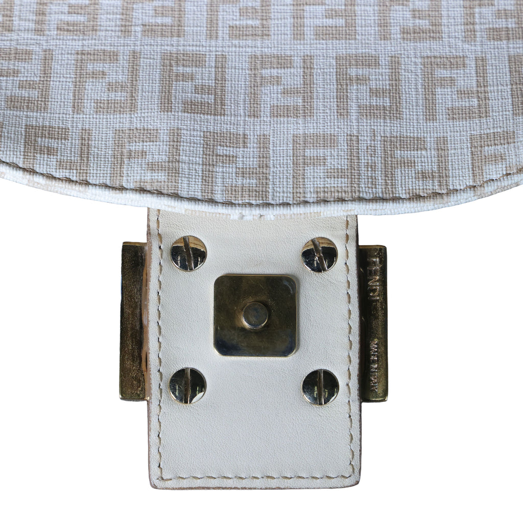 Preowned FENDI Mamma Baguette Zucchino Canvas x Leather Beige Bag 8BRXX3 | Luxe Again Maison