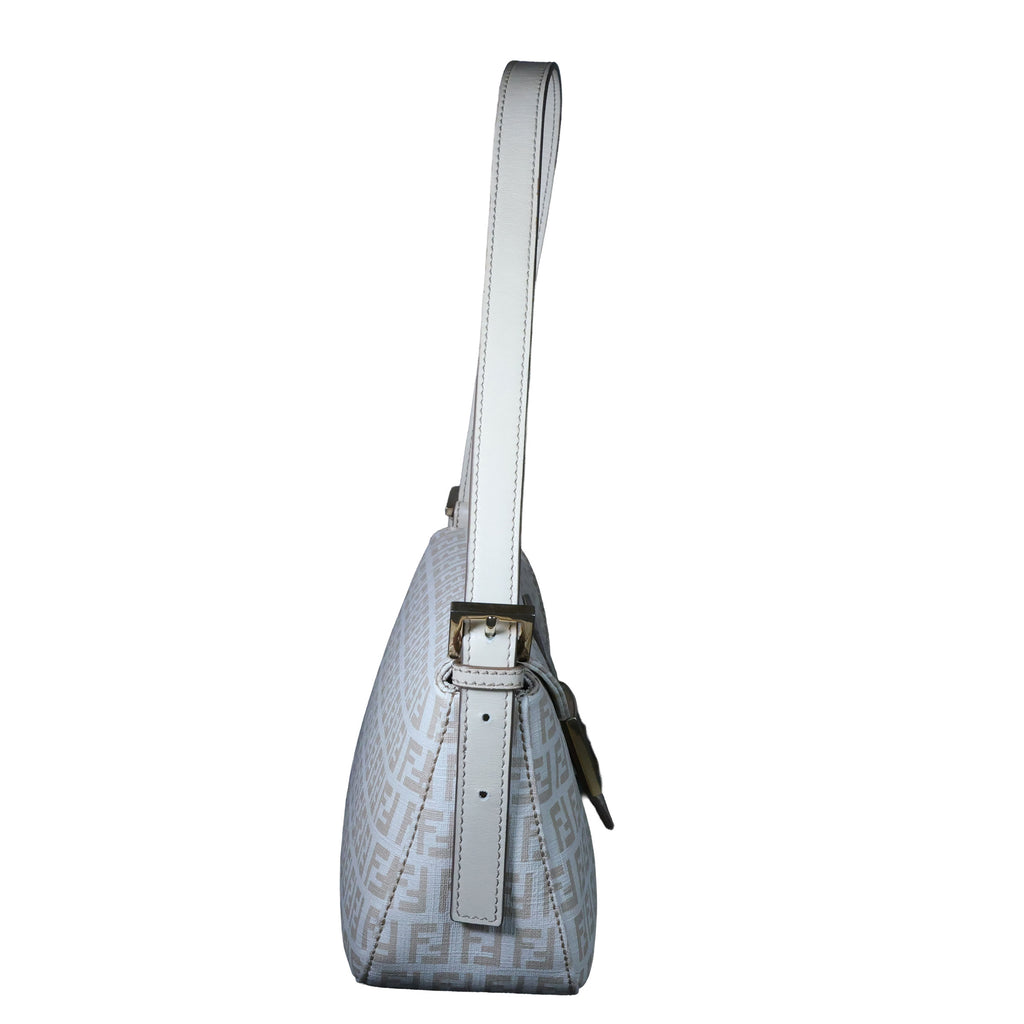 Preowned FENDI Mamma Baguette Zucchino Canvas x Leather Beige Bag 8BRXX3 | Luxe Again Maison