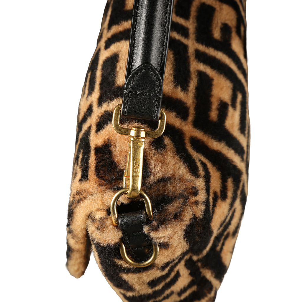 Preowned FENDI Zucca Baguette Faux Fur x Leather Brown Bag 8BXX71  | Luxe Again Maison