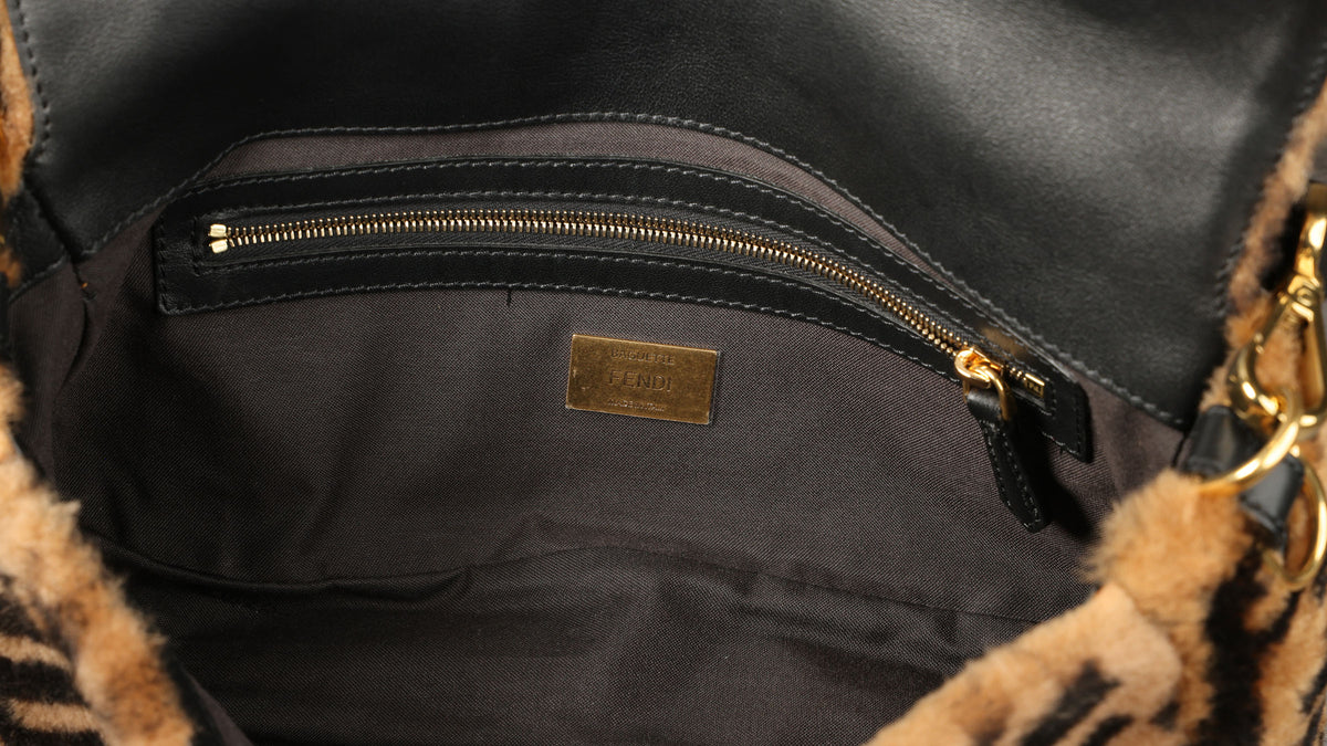 Preowned FENDI Zucca Baguette Fur x Leather Brown Bag 8BXX00 | Luxe Again Maison