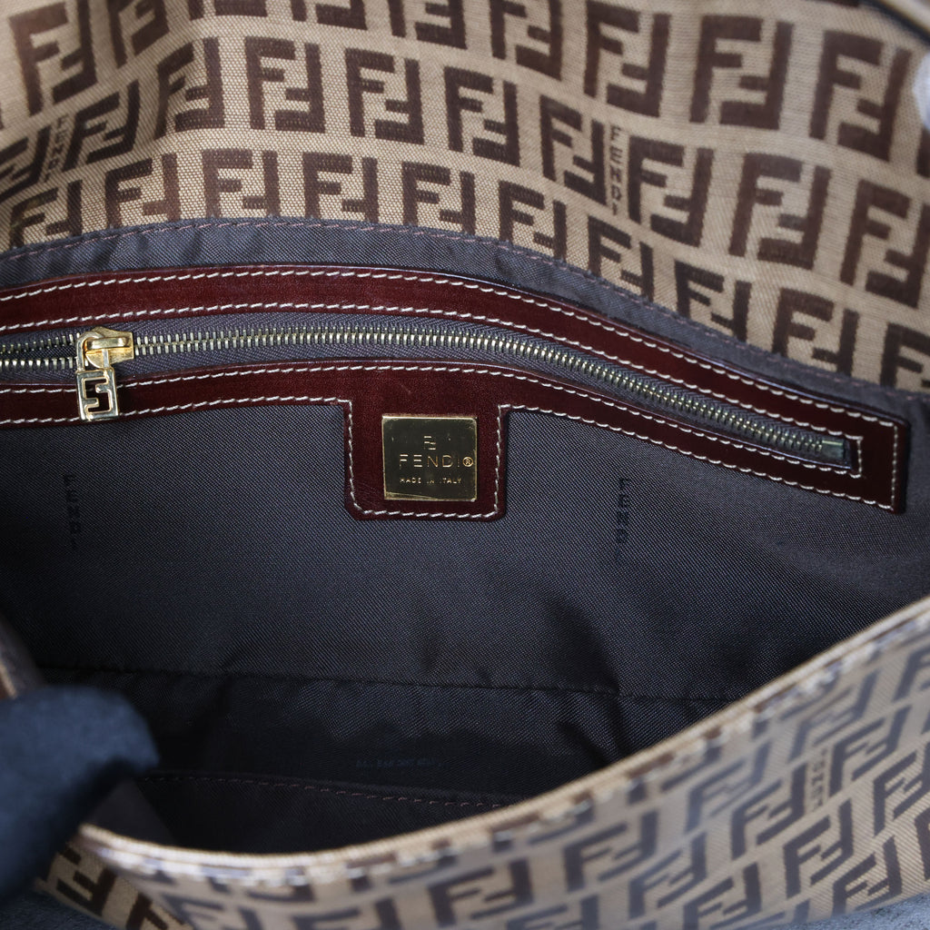 Preowned FENDI Classic Baguette Zucchino Coated Canvas x Leather Brown Bag  | Luxe Again Maison