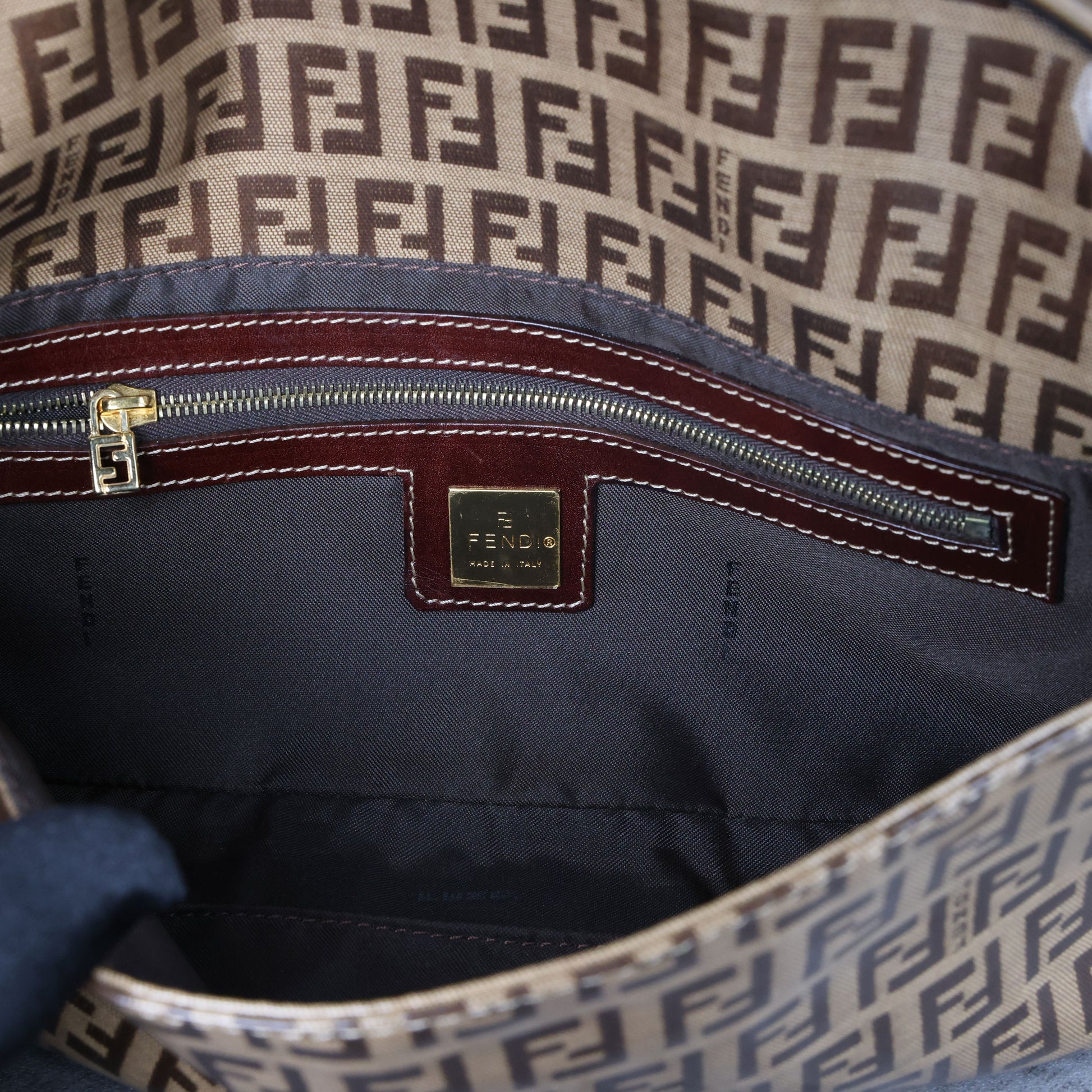 Preowned FENDI Classic Baguette Zucchino Coated Canvas x Leather Brown Bag  | Luxe Again Maison