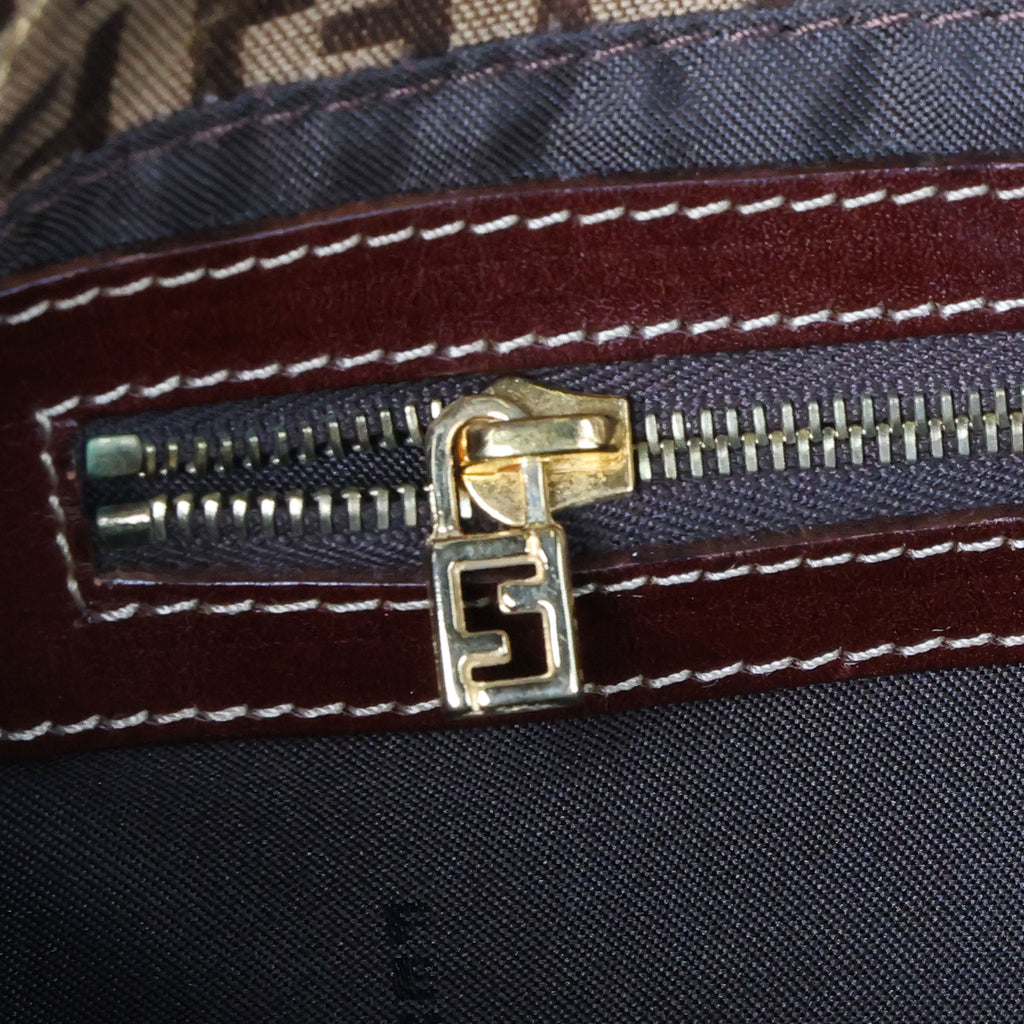 Preowned FENDI Classic Baguette Zucchino Coated Canvas x Leather Brown Bag  | Luxe Again Maison