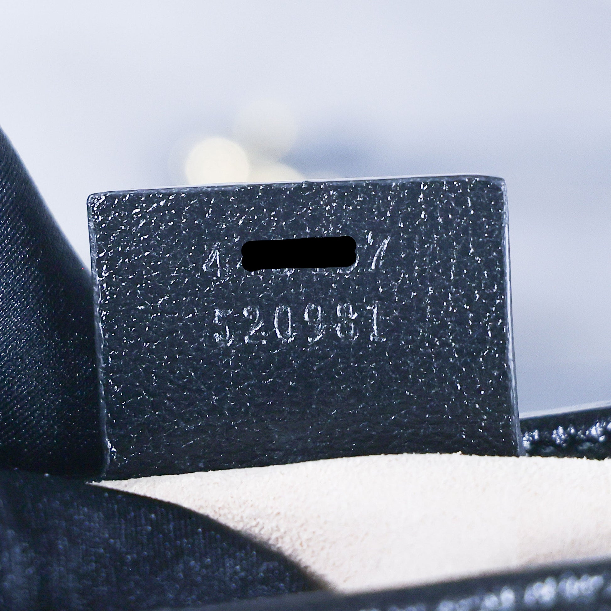 Preowned GUCCI GG Marmont Medium Leather Shoulder Bag Black x Orange | Luxe Again Maison
