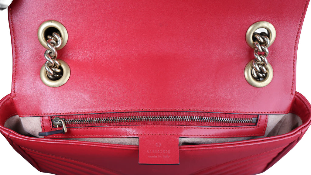 Preowned GUCCI GG Marmont Medium Leather Shoulder Bag Red | Luxe Again Maison