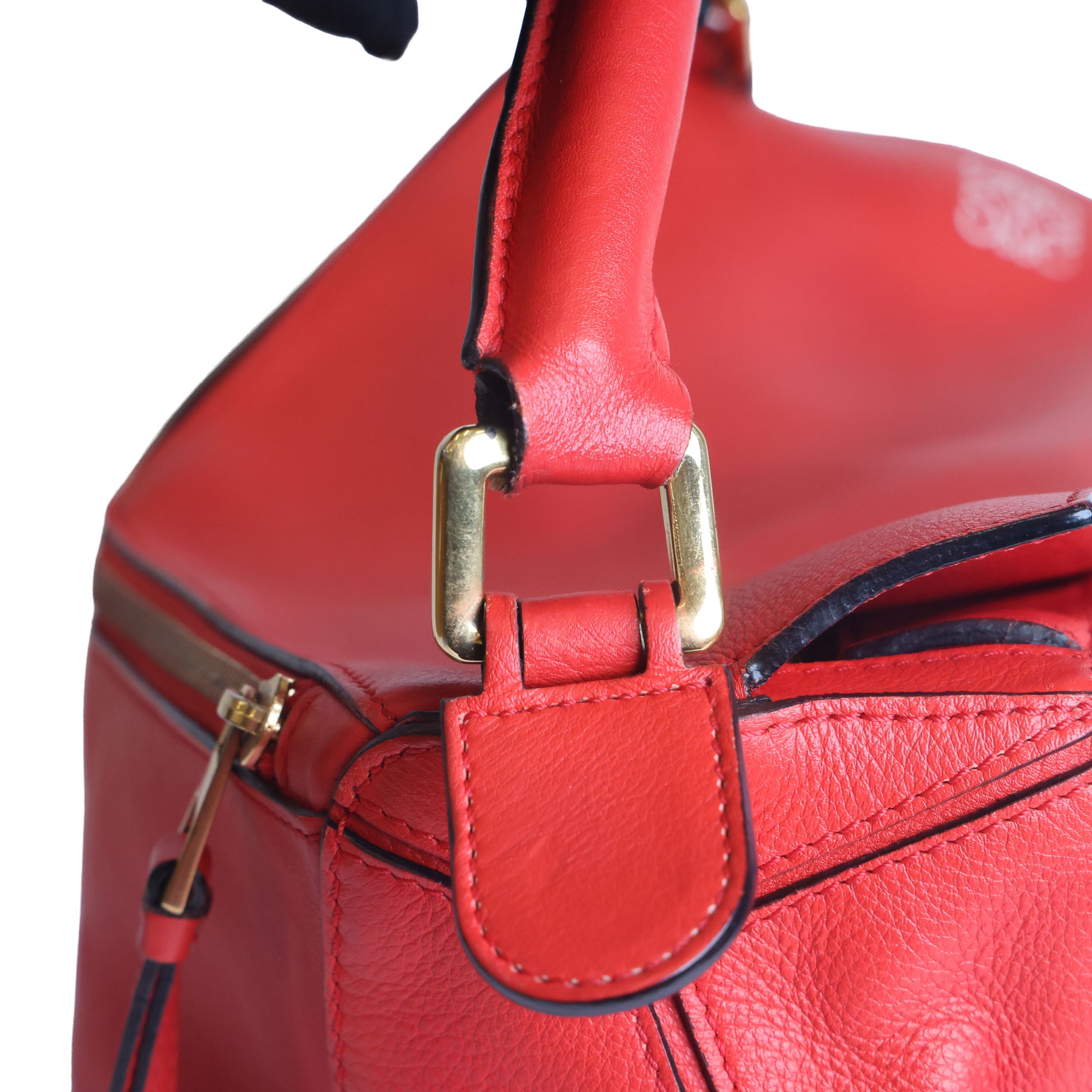 Preowned LOEWE Puzzle Large Leather Red 2 Way Bag | Luxe Again Maison