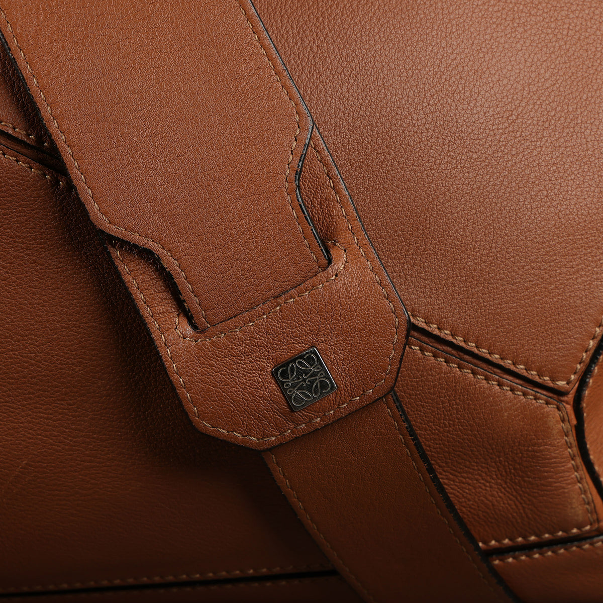 Preowned LOEWE Puzzle Leather Bag Brown SHW Large | Luxe Again Maison