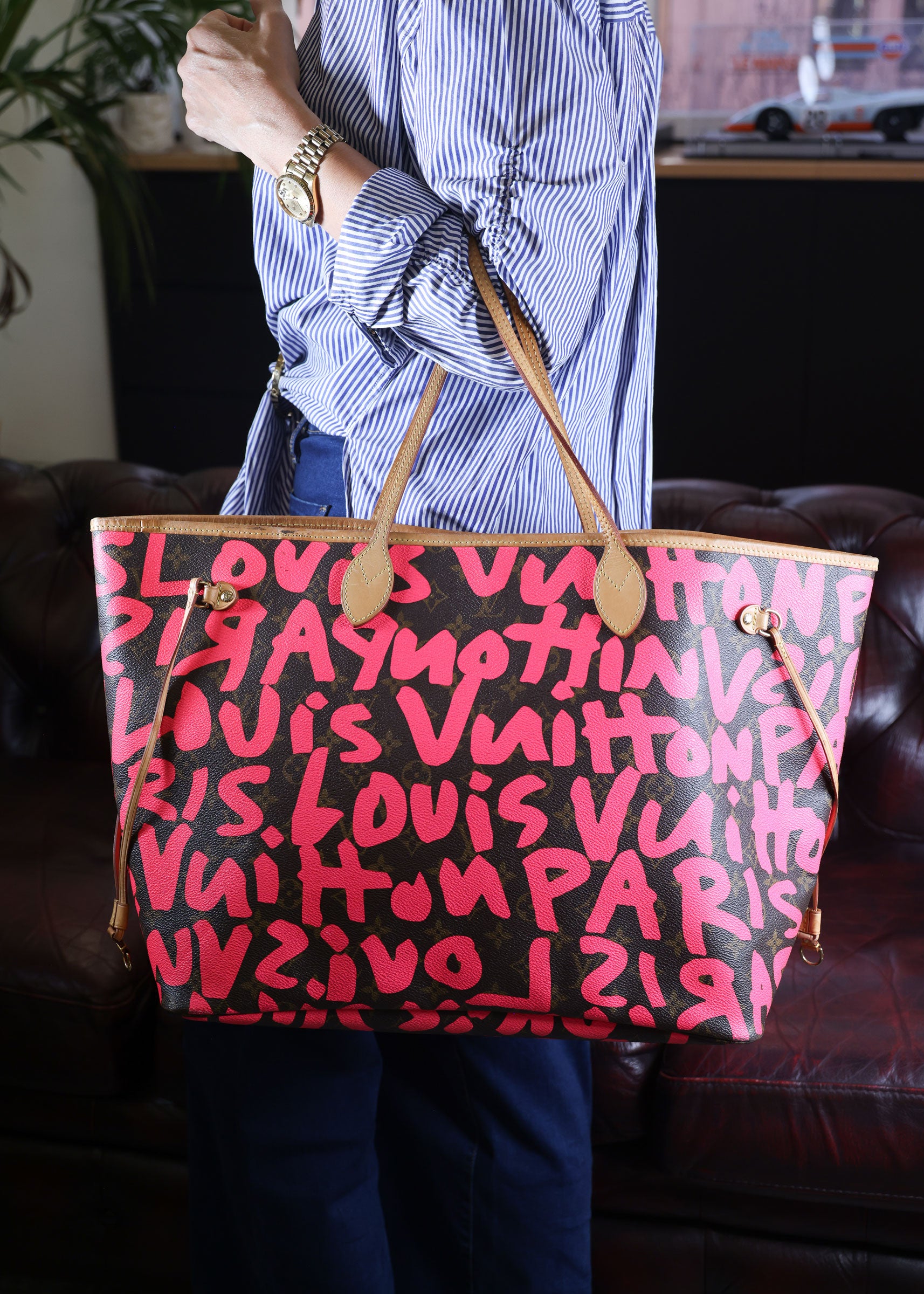 Preowned LOUIS VUITTON Stephen Sprouse Pink Graffiti Monogram Neverfull GM - Limited Edition 2009 | Luxe Again Maison