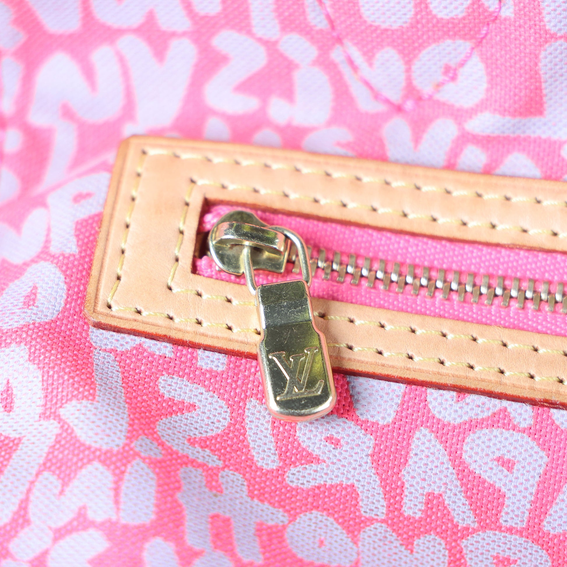 Preowned LOUIS VUITTON Stephen Sprouse Pink Graffiti Monogram Neverfull GM - Limited Edition 2009 | Luxe Again Maison