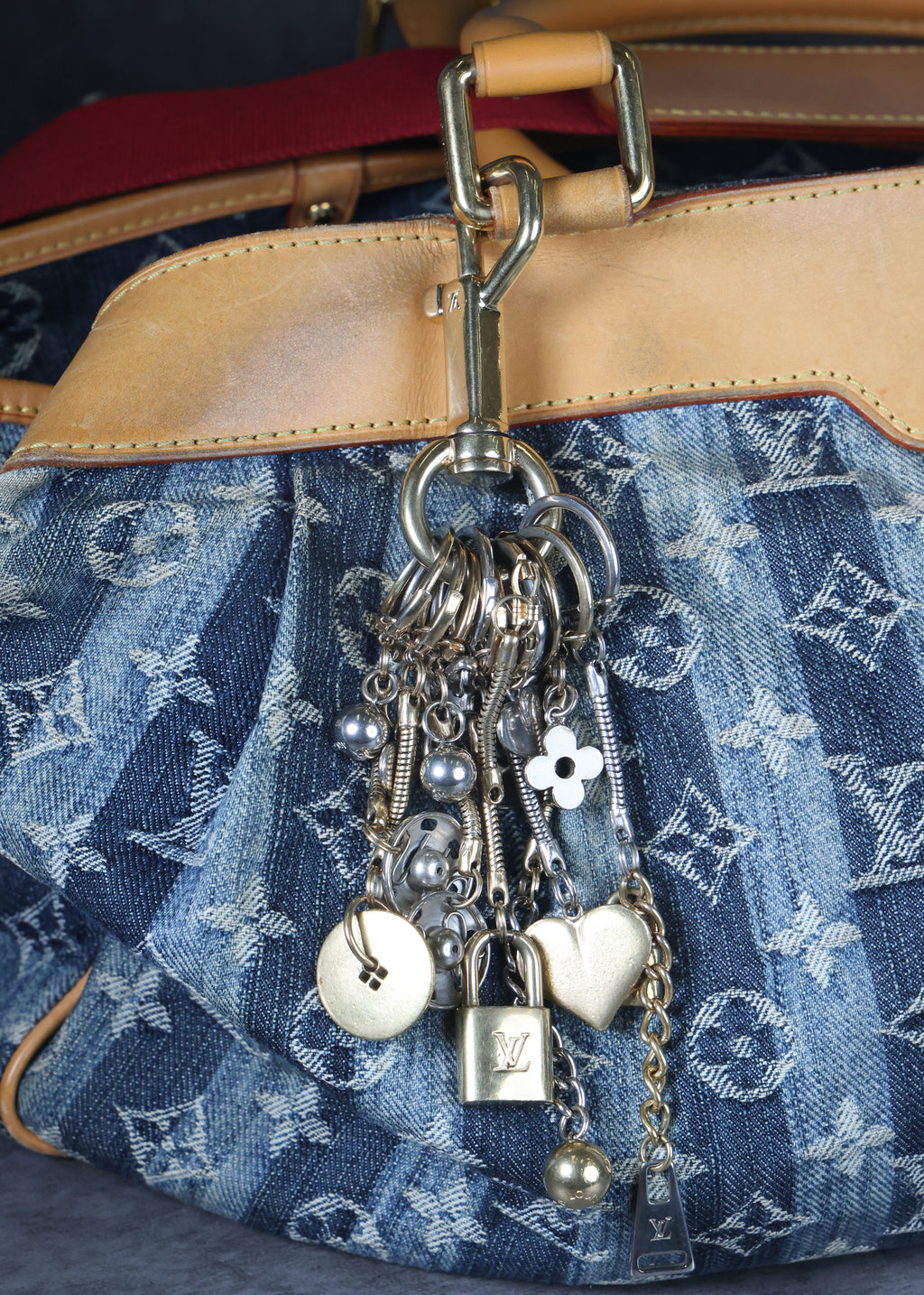 Preowned LOUIS VUITTON Vintage Denim Cabas Raye GM Monogram Blue w Charms | Luxe Again Maison