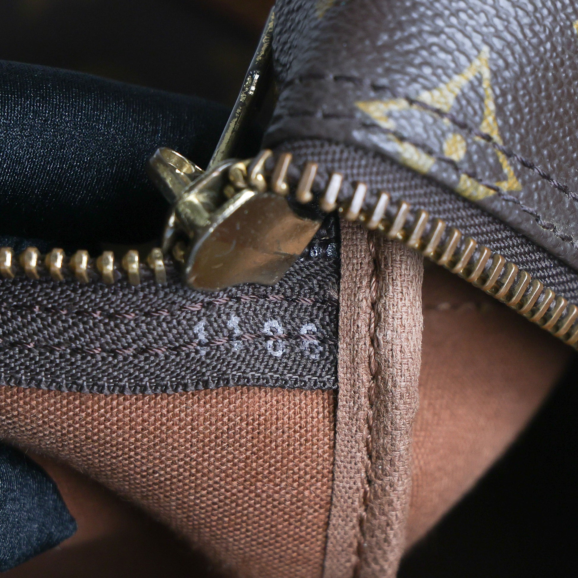 Preowned LOUIS VUITTON Vintage Keepall 55 Travel Bag | Luxe Again Maison