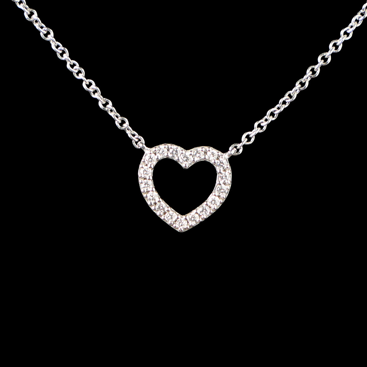 Preowned TIFFANY 18k WG Diamond Metro Heart Mini Pendant Necklace 1.9g | Luxe Again Maison