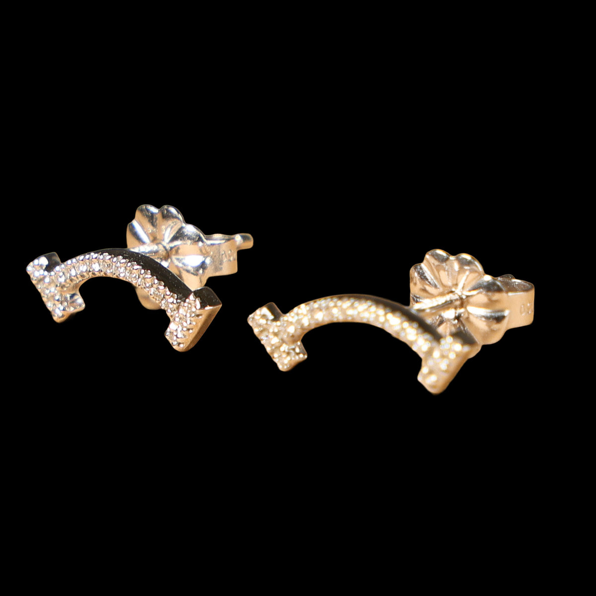 TIFFANY T Smile 18K WG Diamond Earrings 1.5g