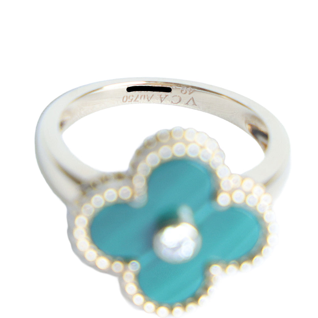 Preowned VAN CLEEF & ARPELS Vintage Alhambra 18K Yellow Gold Diamond Malachite Ring 5.8g | Luxe Again Maison