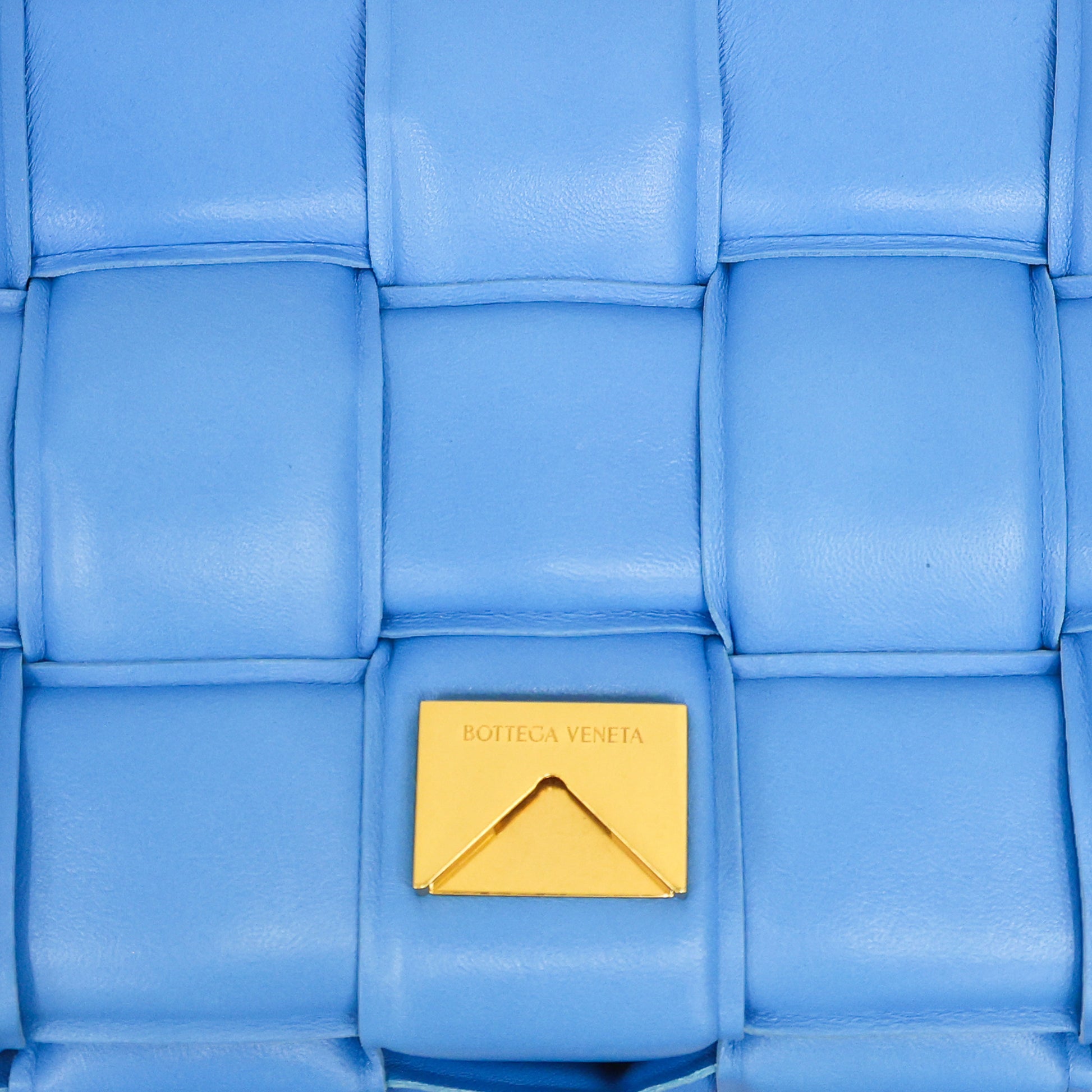 Second hand BOTTEGA VENETA Chain Cassette Maxi Intrecciato Lambskin Shoulder Bag | Luxe Again Maison