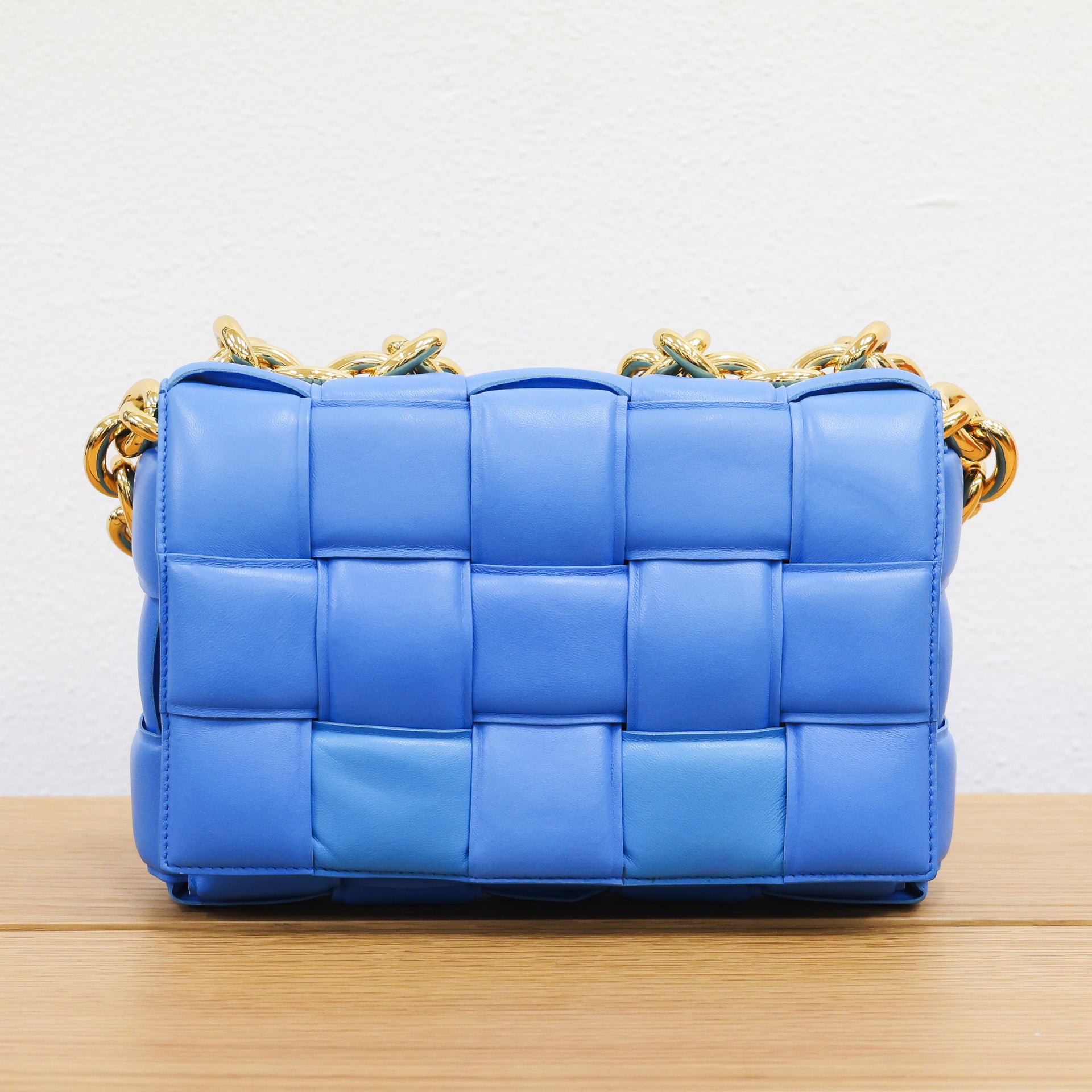 BOTTEGA VENETA Chain Cassette Maxi Intrecciato Lambskin Shoulder