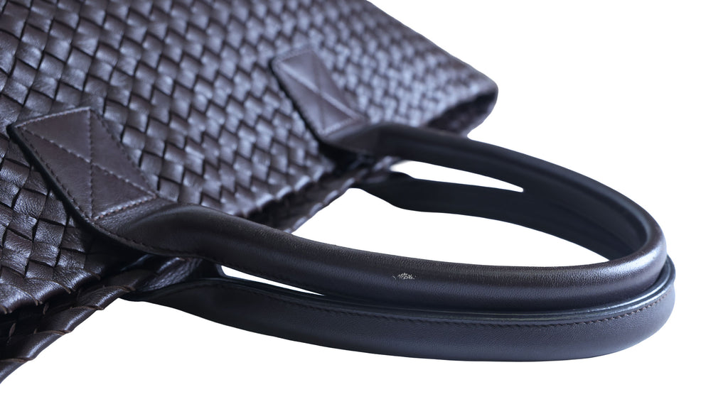 Preloved BOTTEGA VENETA Intrecciato Leather Cabat MM Tote Brown | Luxe Again Maison