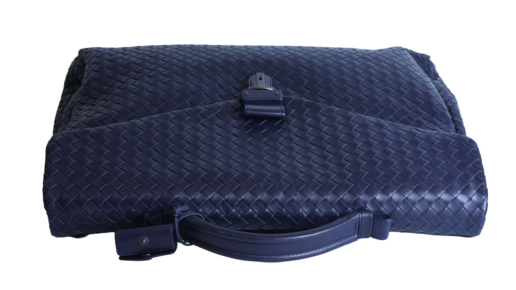Preloved BOTTEGA VENETA Intrecciato Nappa Leather Briefcase Navy Blue | Luxe Again Maison