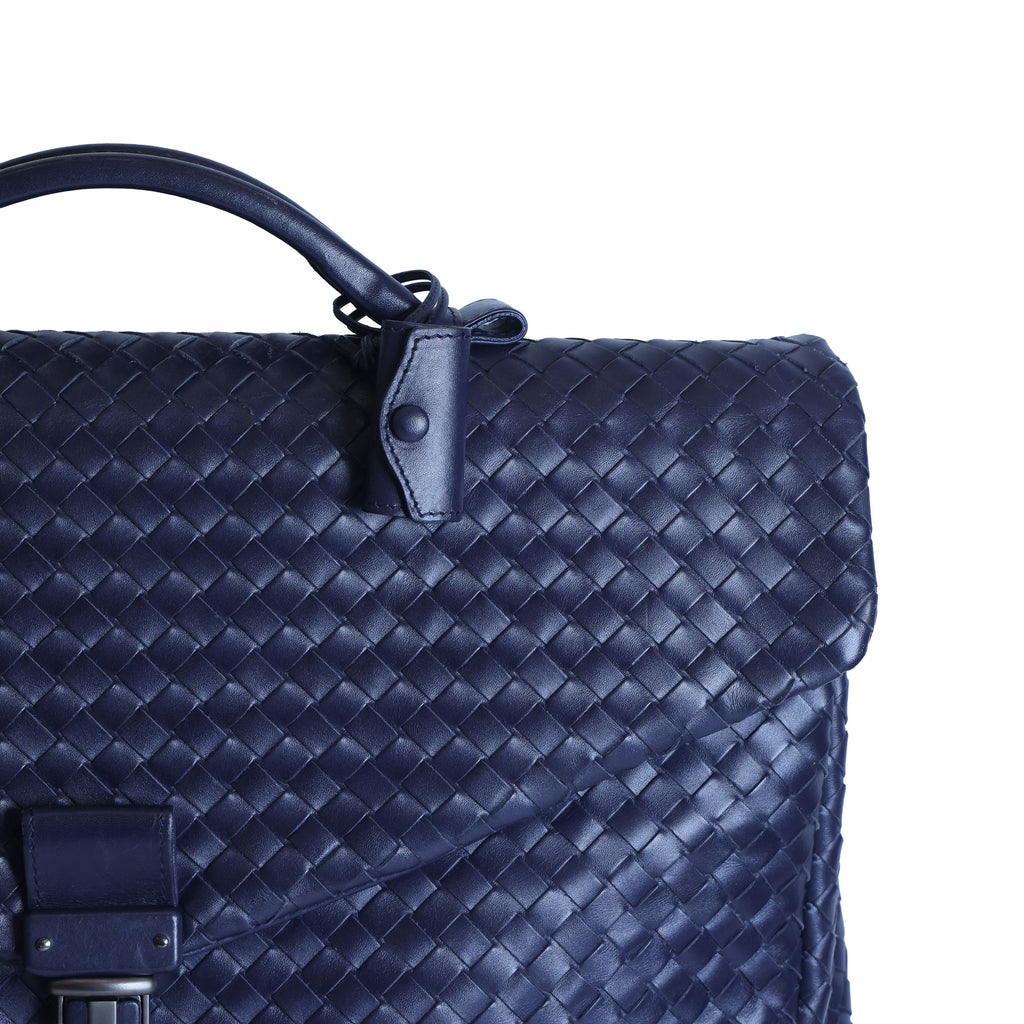 Preloved BOTTEGA VENETA Intrecciato Nappa Leather Briefcase Navy Blue | Luxe Again Maison