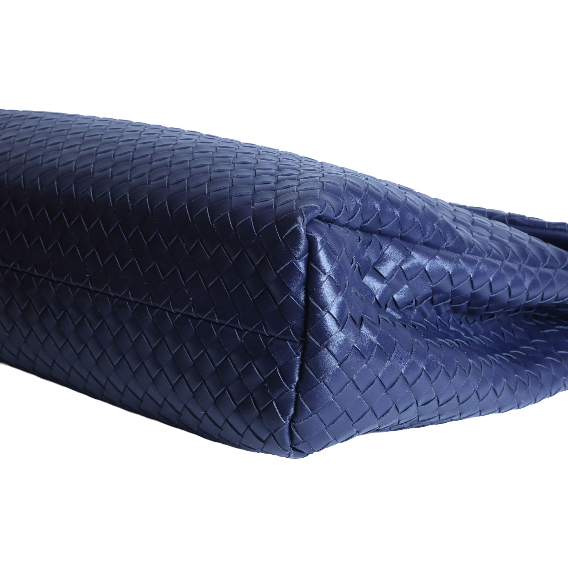 Preloved BOTTEGA VENETA Intrecciato Nappa Leather Briefcase Navy Blue | Luxe Again Maison