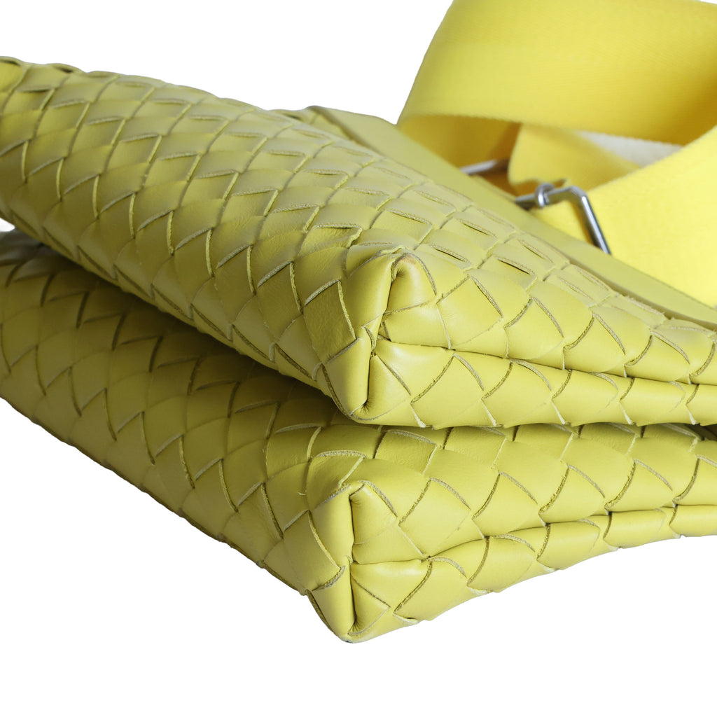 Preloved BOTTEGA VENETA Intrecciato Leather Duo Crossbody Bag Yellow | Luxe Again Maison