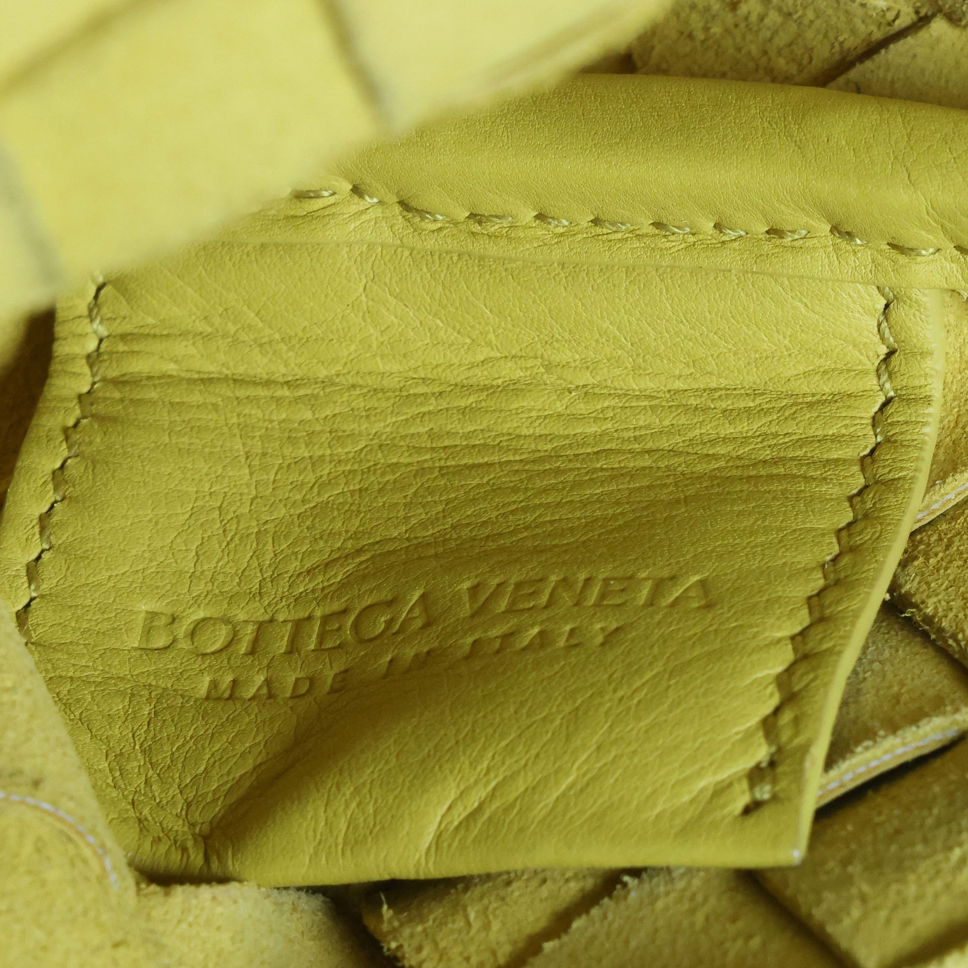 Preloved BOTTEGA VENETA Intrecciato Leather Duo Crossbody Bag Yellow | Luxe Again Maison