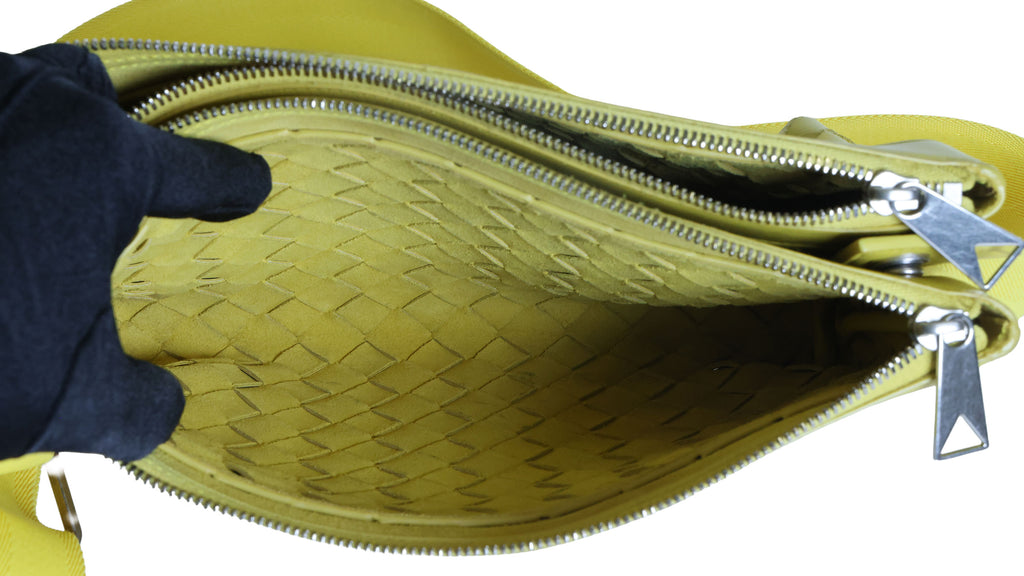 Preloved BOTTEGA VENETA Intrecciato Leather Duo Crossbody Bag Yellow | Luxe Again Maison