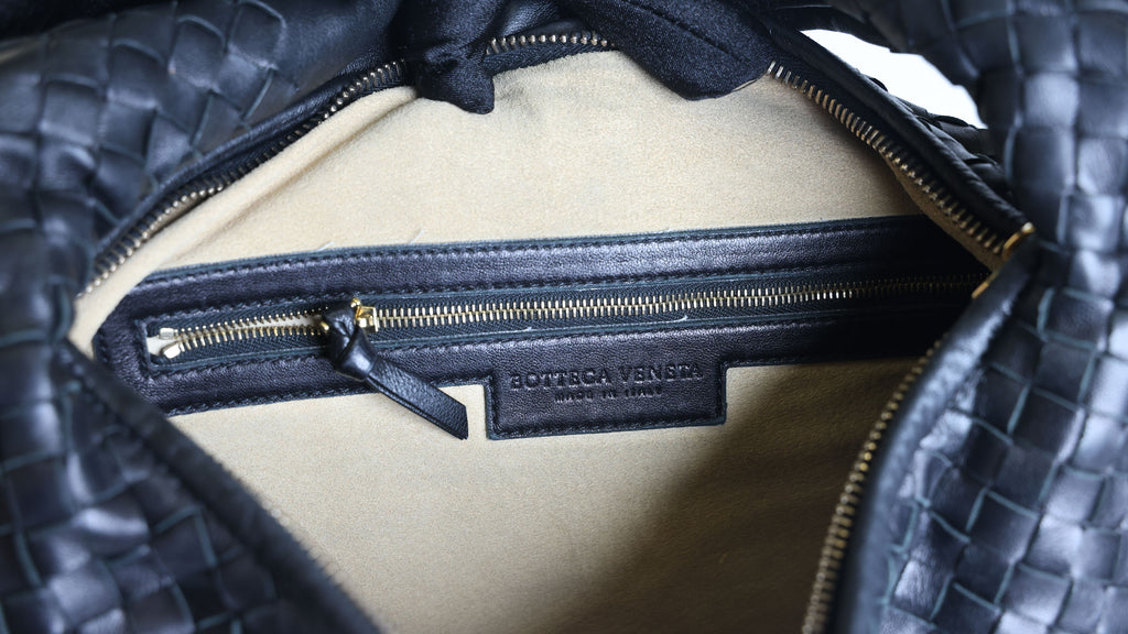 Preloved BOTTEGA VENETA Intrecciato Nappa Leather Hobo Bag Black | Luxe Again Maison