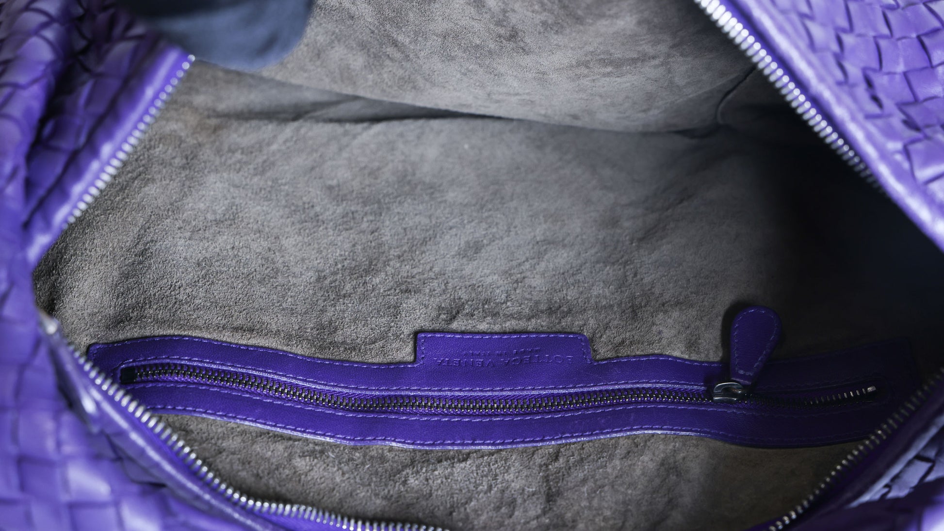 Preloved BOTTEGA VENETA Intrecciato Nappa Leather Hobo Shoulder Bag Purple | Luxe Again Maison