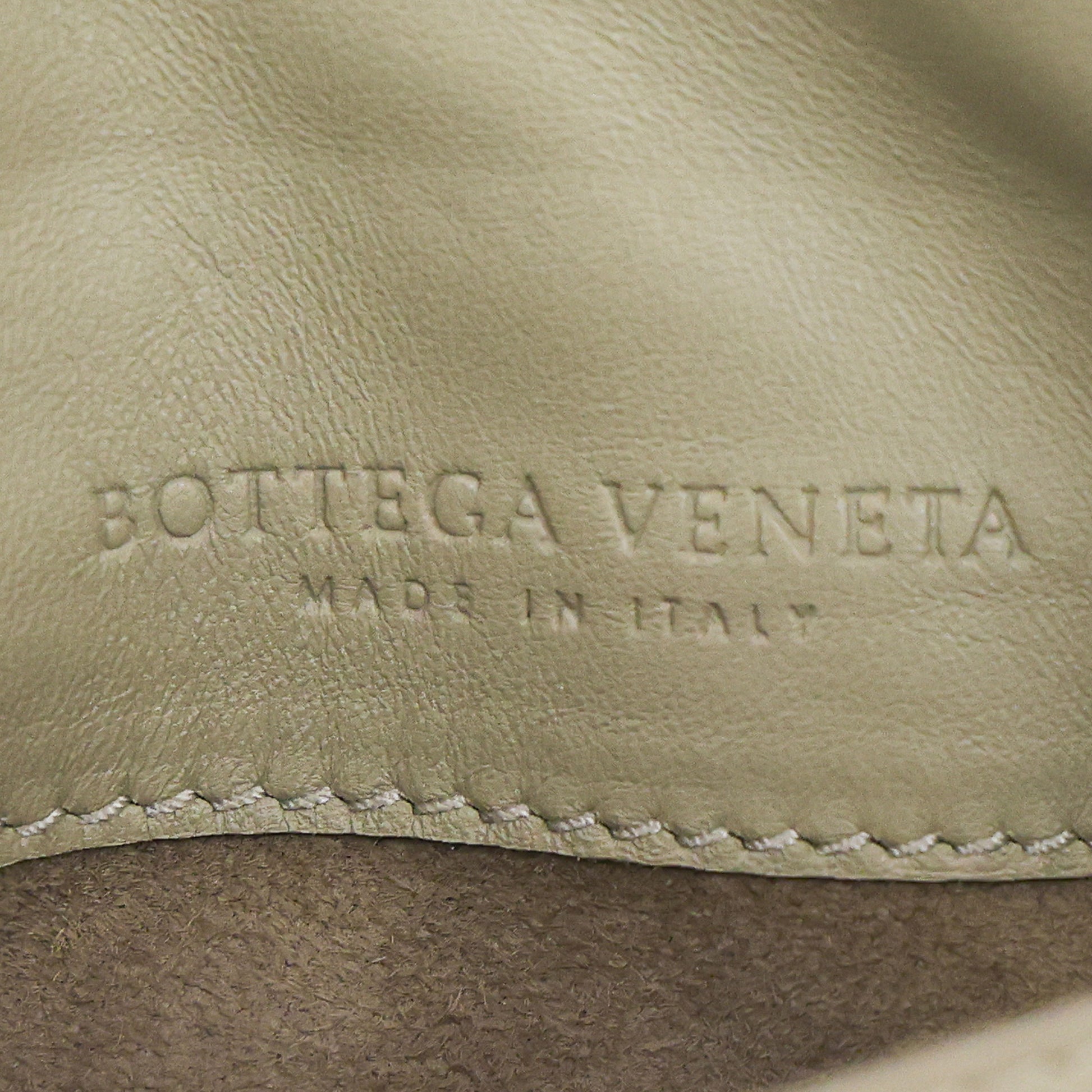 Preloved BOTTEGA VENETA Intrecciato Nappa Leather Small Chain Cross Body Bag Beige | Luxe Again Maison