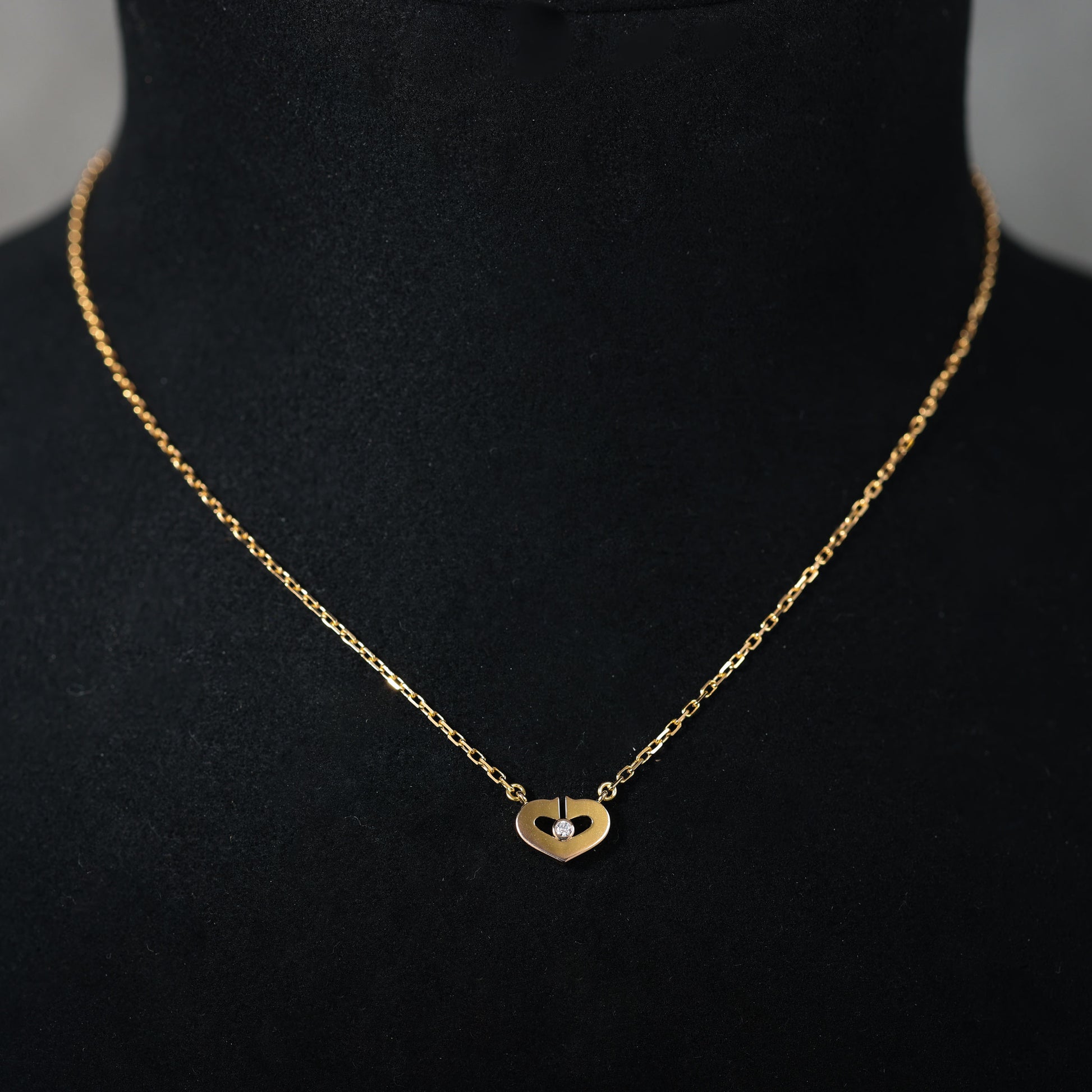 Preloved CARTIER C Heart 1P Diamond Necklace 18K Gold 4.0g | Luxe Again Maison