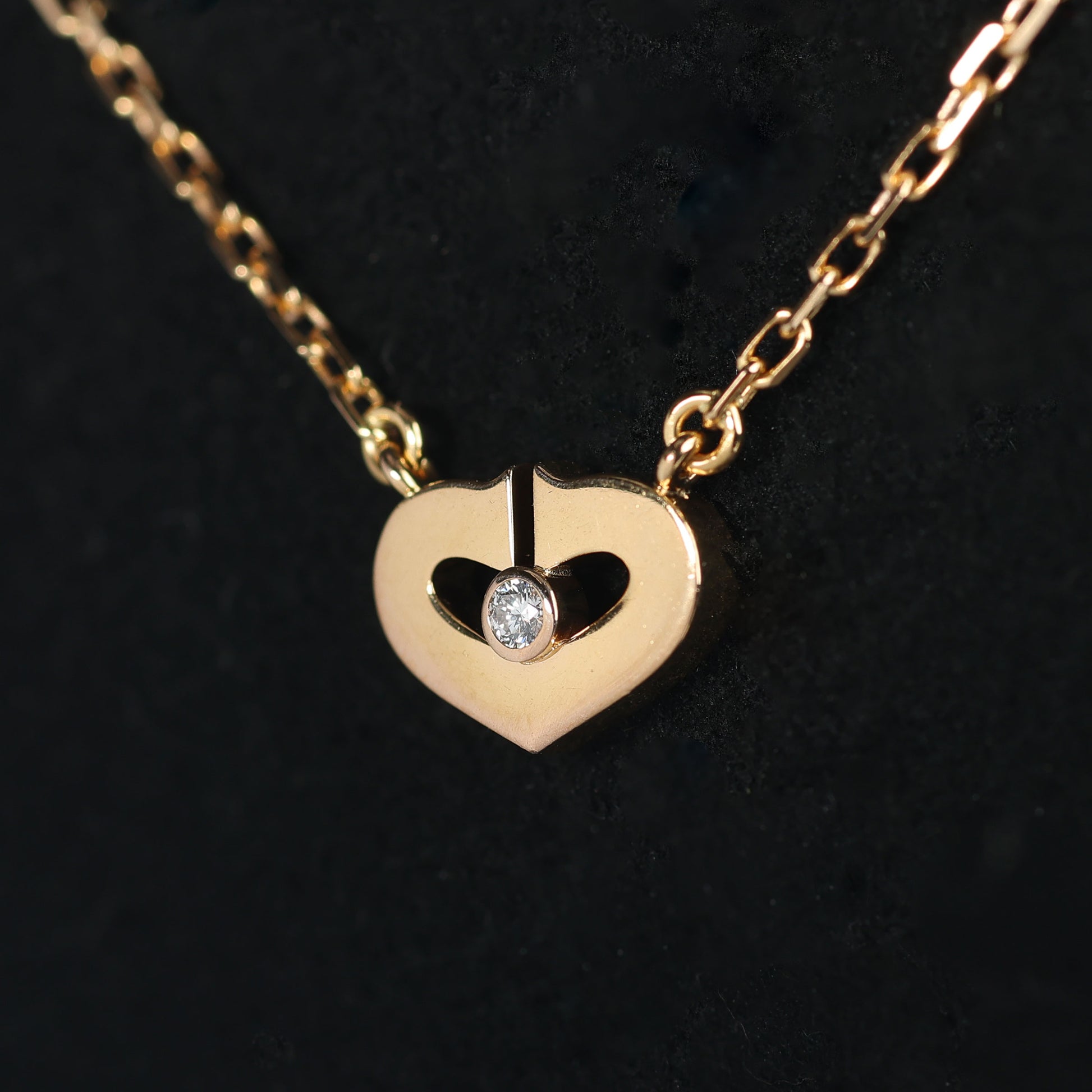 Preloved CARTIER C Heart 1P Diamond Necklace 18K Gold 4.0g | Luxe Again Maison