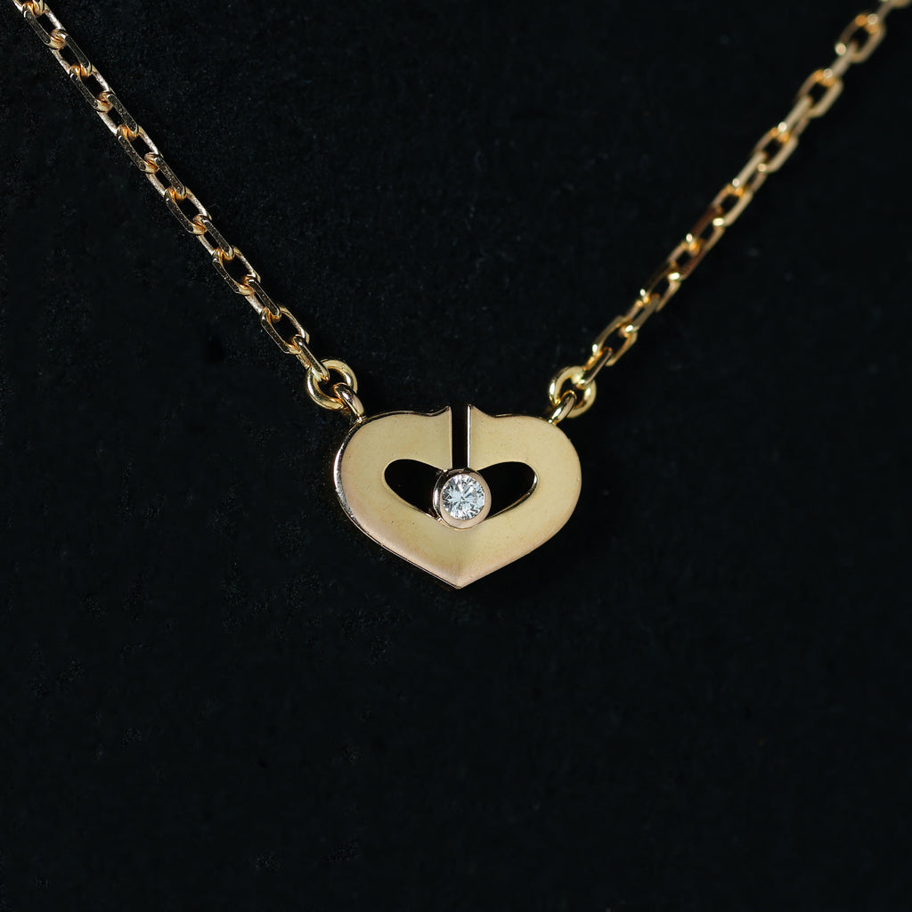 Preloved CARTIER C Heart 1P Diamond Necklace 18K Gold 4.0g | Luxe Again Maison