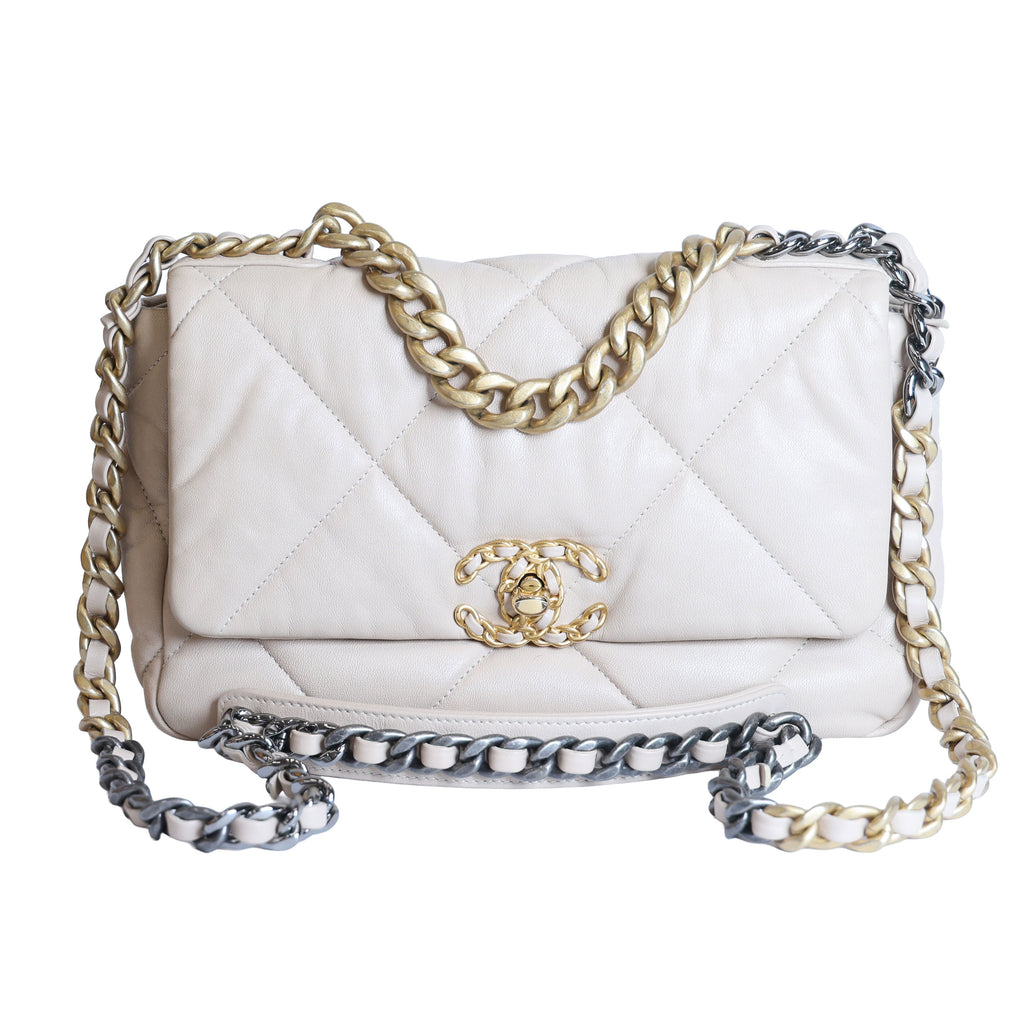 Pre-owned Chanel 19 Lambskin AS1160 Beige Chain Shoulder Bag  | Luxe Again Maison