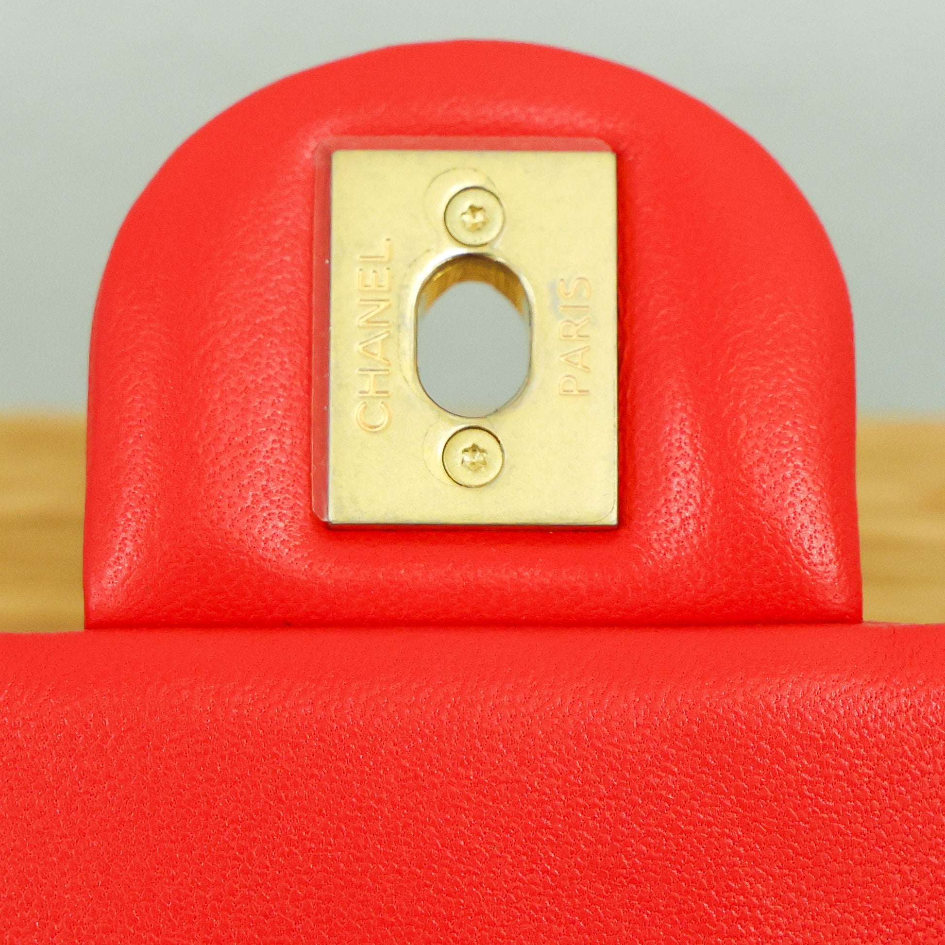 Pre-owned vintage Chanel AS1358 Matelasse Red Gold Hardware Lambskin 2 Way Chain Shoulder 29th Series Bag | Luxe Again Maison