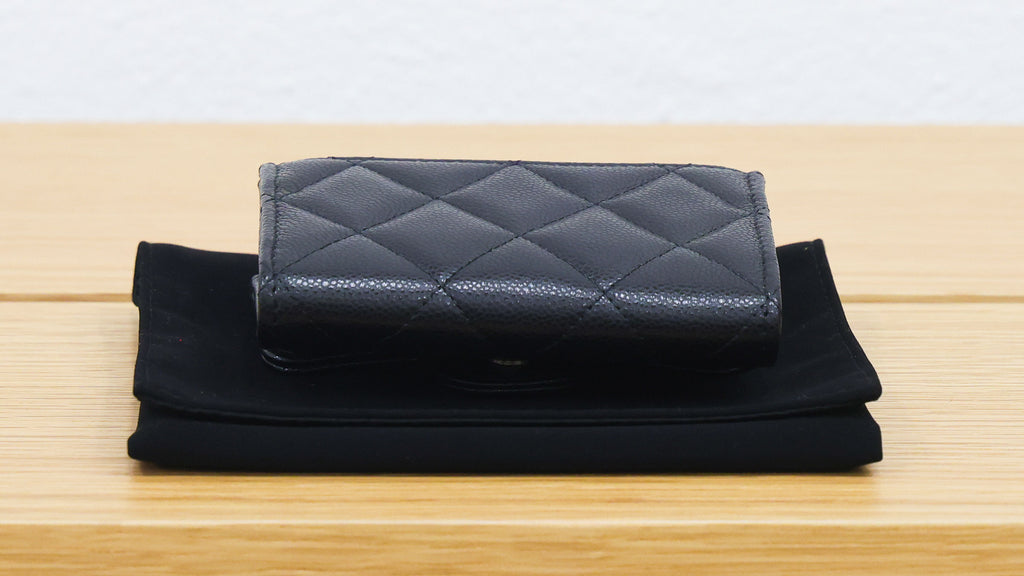 Pre-owned Chanel Black Quilted Caviar Classic CC Card Holder on Chain | Luxe Again Maison