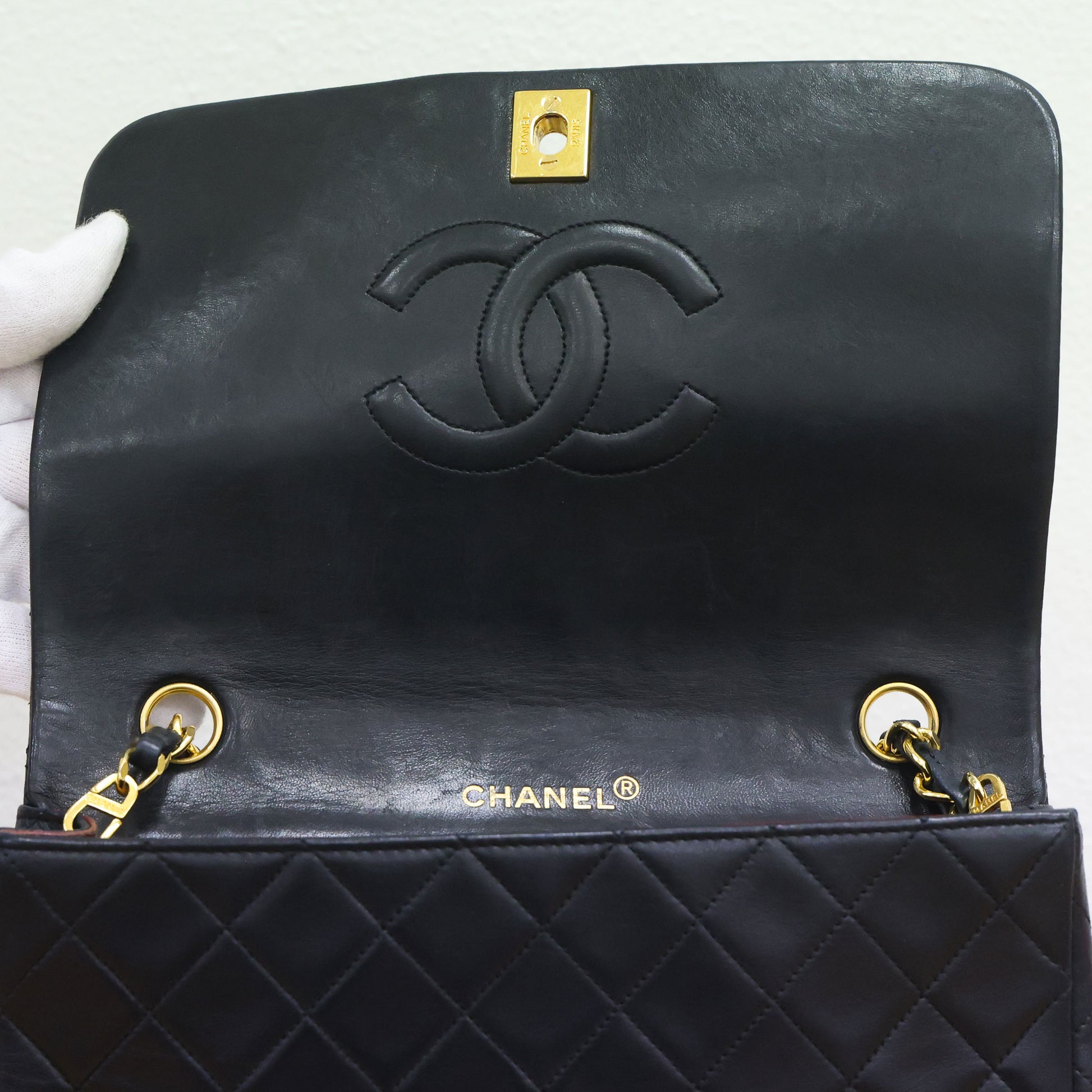 Preloved CHANEL Matelasse 23 Full Flap Lambskin G Black Bag | Luxe Again Maison