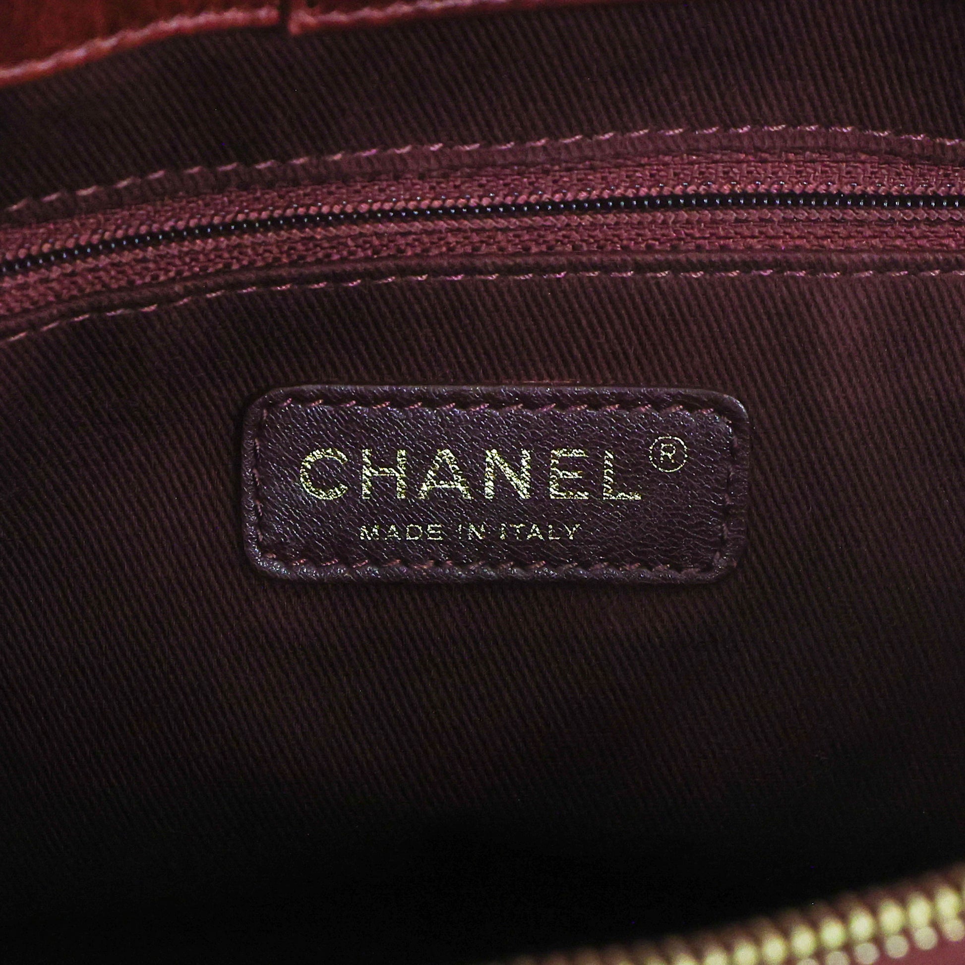 Preloved CHANEL Matelasse Calfskin Chain Tote Burgundy 20th Series  | Luxe Again Maison