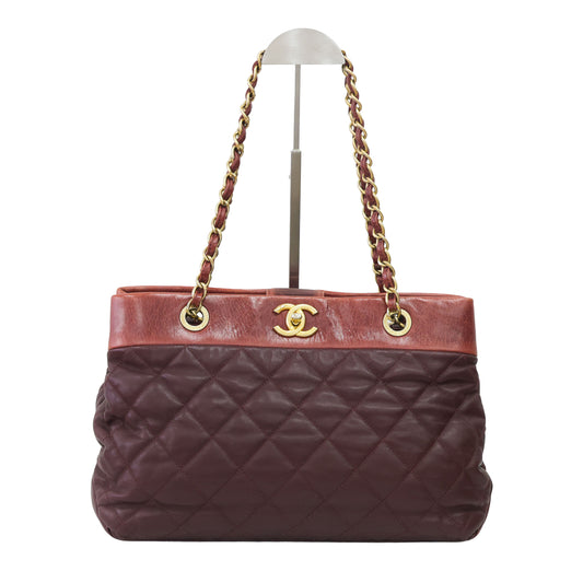 Preloved CHANEL Matelasse Calfskin Chain Tote Burgundy 20th Series  | Luxe Again Maison