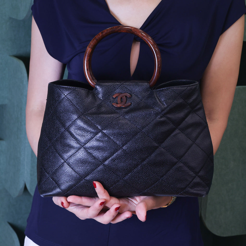 Preloved CHANEL Matelasse Caviar CC Mark Round Wood Handle Tote Black | Luxe Again Maison