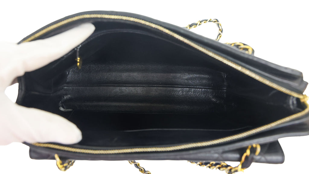 Preloved vintage CHANEL Matelasse Caviar Skin Chain Shoulder Bag Gold Hardware | Luxe Again Maison