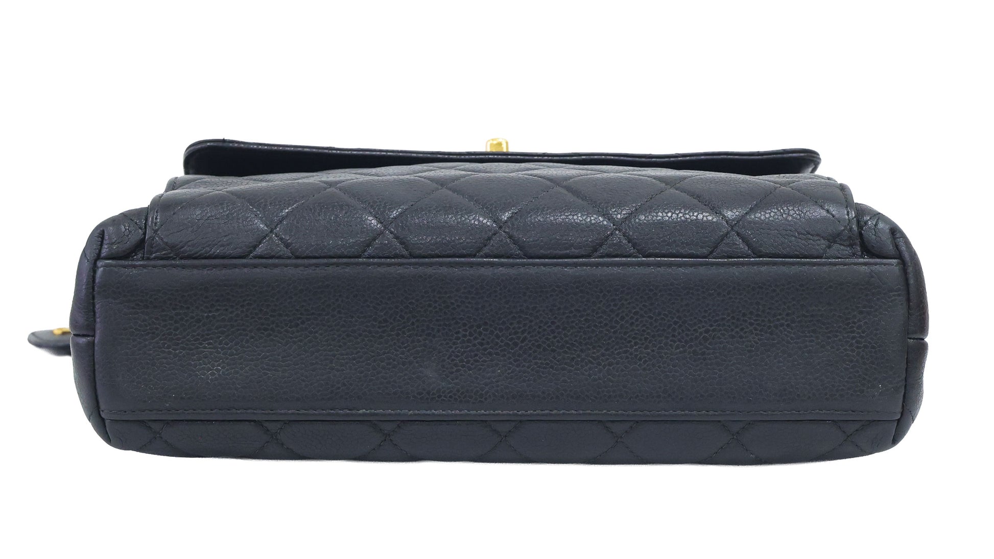 Preloved vintage CHANEL Matelasse Caviar Skin Chain Shoulder Bag Gold Hardware | Luxe Again Maison
