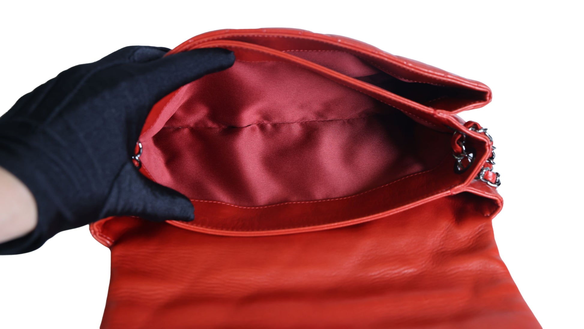 Preloved CHANEL Matelasse Lambskin Chain Shoulder Red Silver Hardware 13XXXXXX | Luxe Again Maison